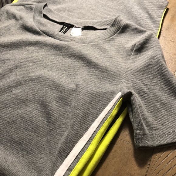 Neon side striped Bodycon dress by Divided - Picture 6 of 9